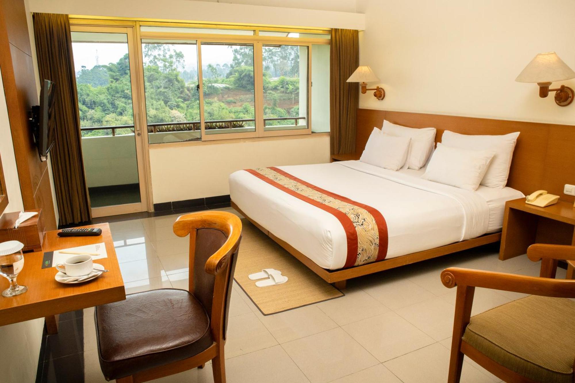 Sangria Resort And Spa Lembang Exteriér fotografie