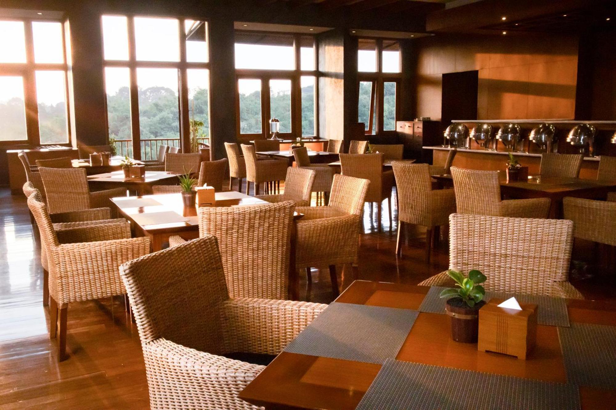 Sangria Resort And Spa Lembang Exteriér fotografie