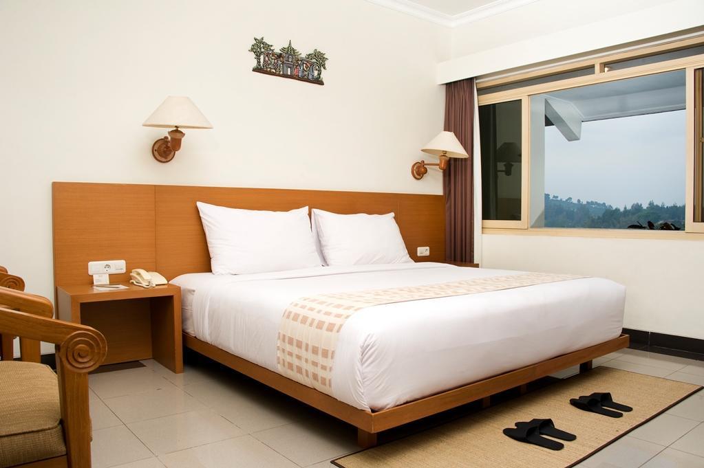 Sangria Resort And Spa Lembang Exteriér fotografie