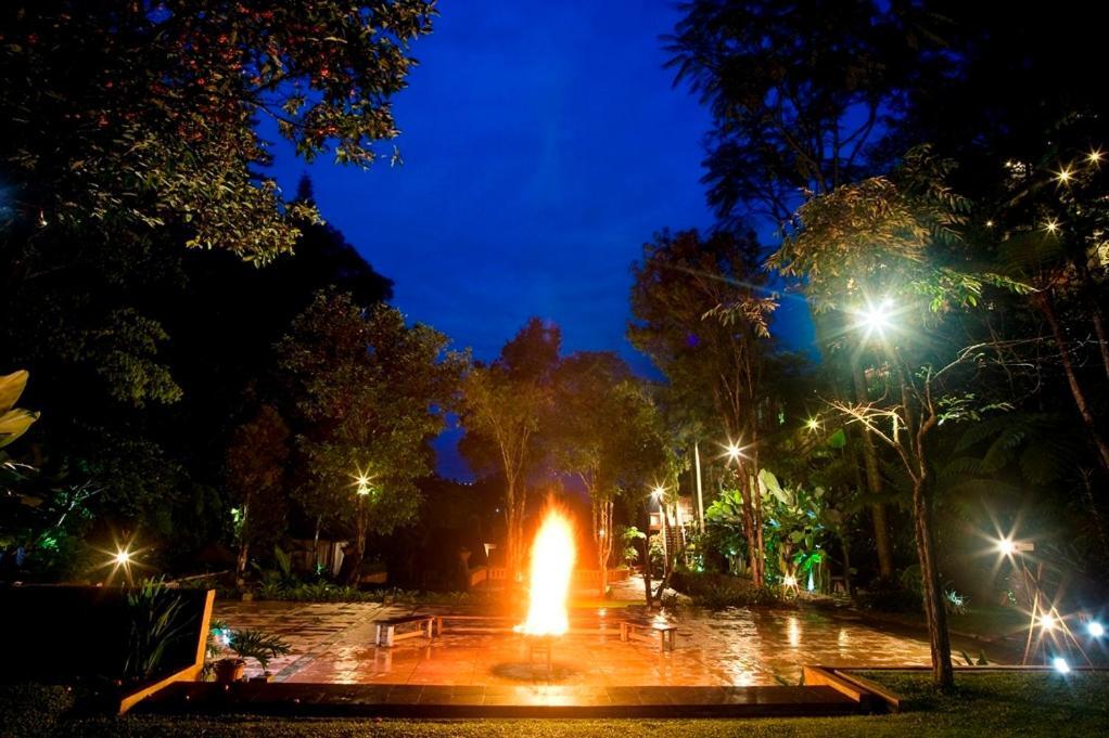 Sangria Resort And Spa Lembang Exteriér fotografie