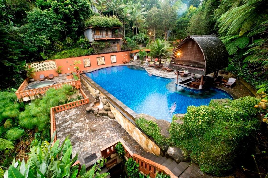 Sangria Resort And Spa Lembang Exteriér fotografie